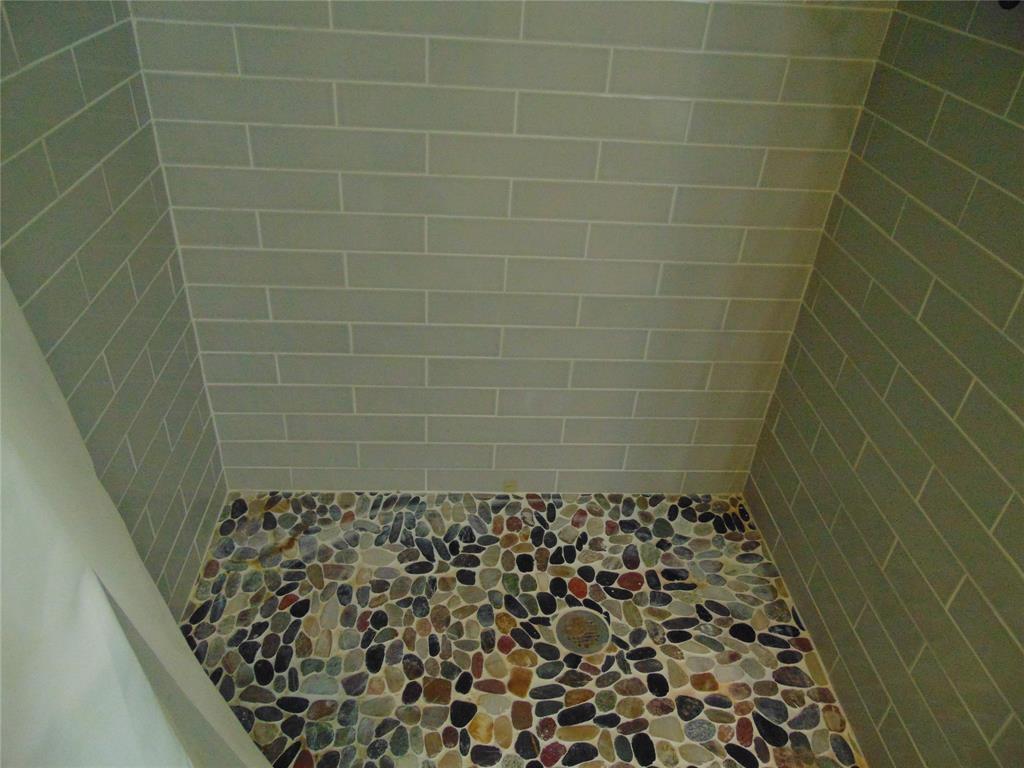 University Place Condo - Residential