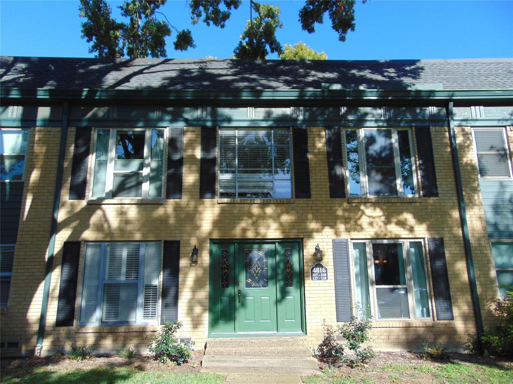 University Place Condo - Residential