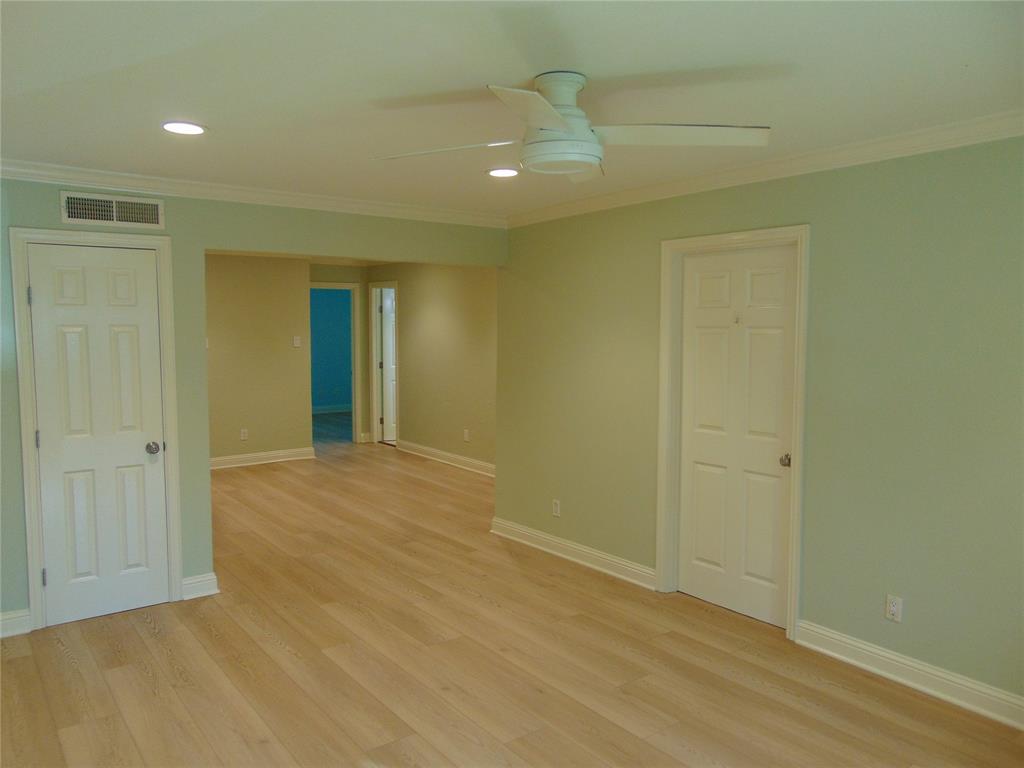 4816 Amesbury Drive 227