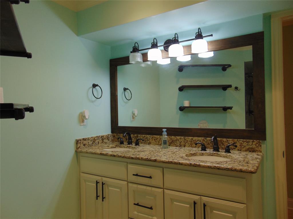 University Place Condo - Residential