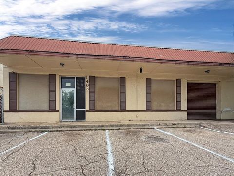 1403 Oak  Knoll Drive Haltom City TX 76117