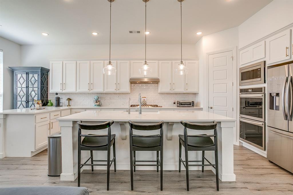 3004 Eagle Lane