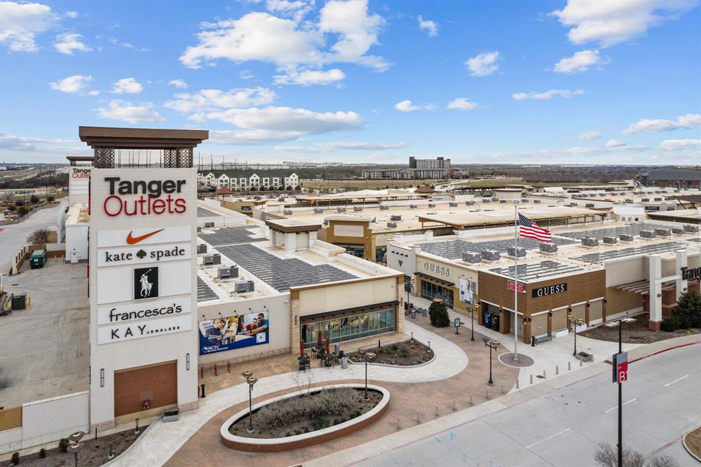Sanderos - Residential