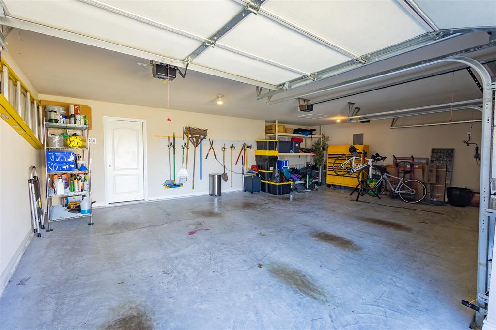 2711 Fleur De Lis Lane