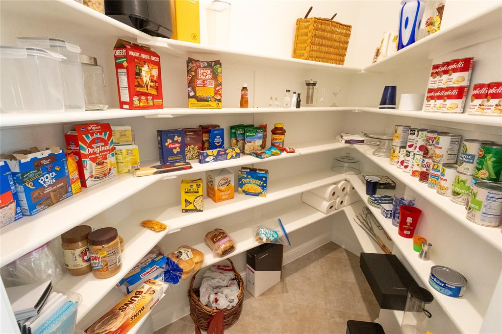 Versailles Estates - Residential