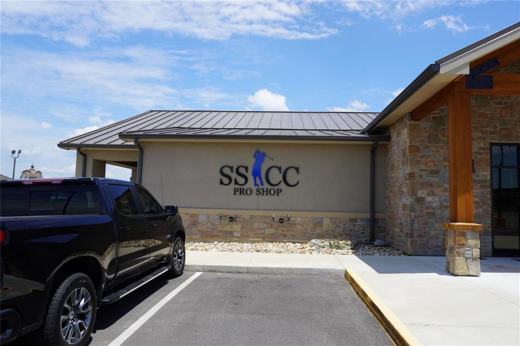 Country Club Estates - Land