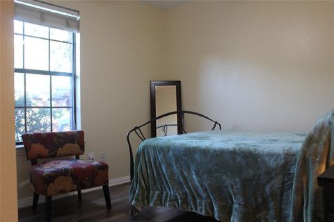 Tiny photo for 5010 El Sol Street, Dallas, TX 75236 (MLS # 21101739)