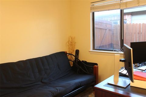 Tiny photo for 5010 El Sol Street, Dallas, TX 75236 (MLS # 21101739)