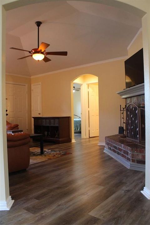 Tiny photo for 5010 El Sol Street, Dallas, TX 75236 (MLS # 21101739)