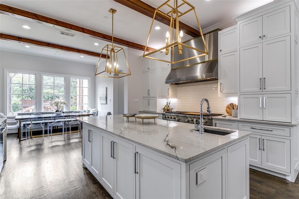 Jackson Heights 02 - Residential