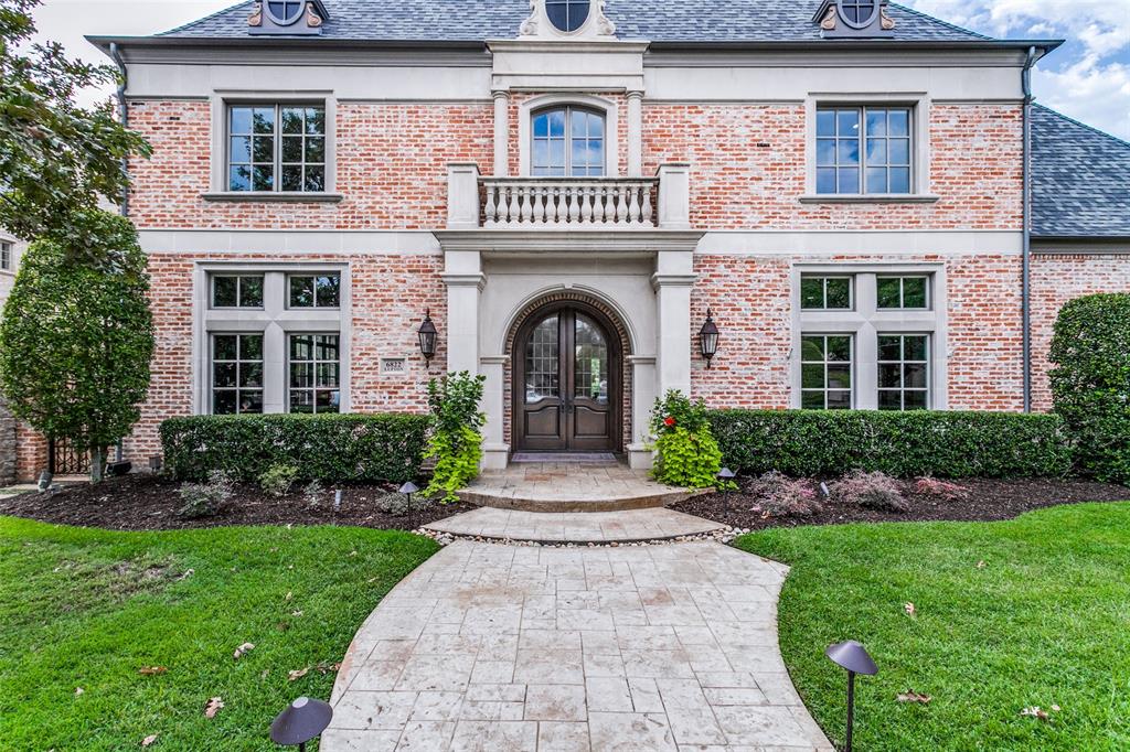 Jackson Heights 02 - Residential