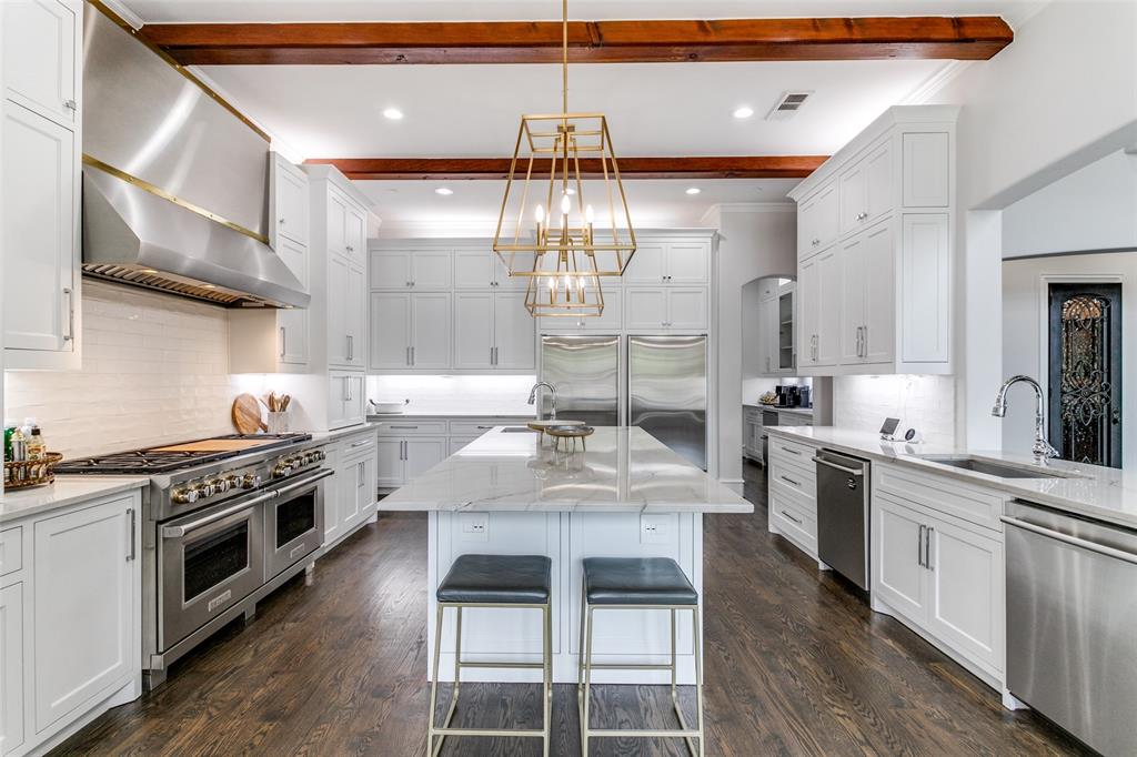 Jackson Heights 02 - Residential