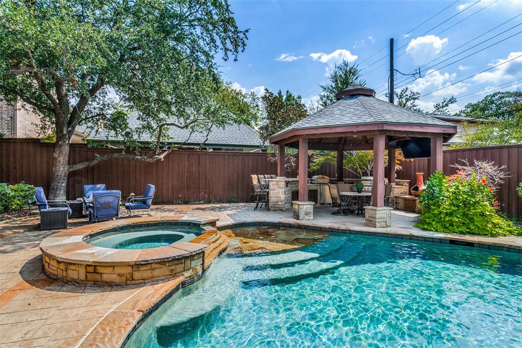 Jackson Heights 02 - Residential