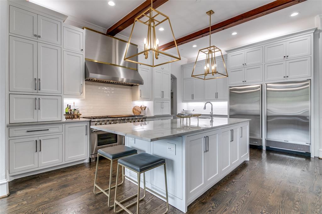 Jackson Heights 02 - Residential