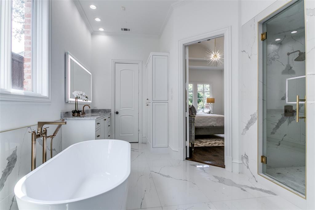 Jackson Heights 02 - Residential