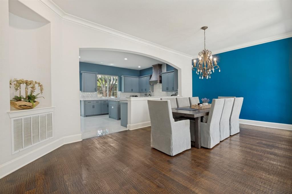 919 Grail Maiden Lane