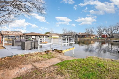 A home in Granbury