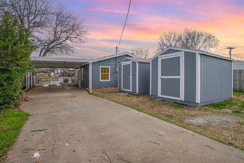 A home in Granbury