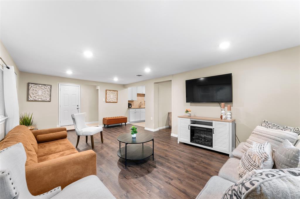 Hollandale Add - Residential Lease