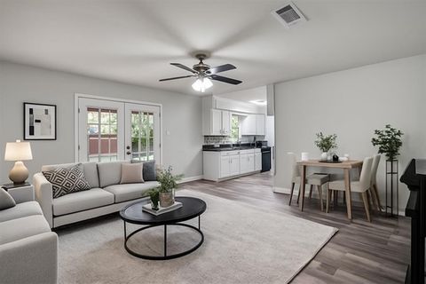 1711 Marlene Drive Euless TX 76040