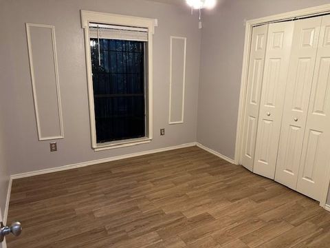 Tiny photo for 3133 Sappington Place #C, Fort Worth, TX 76116 (MLS # 21102105)