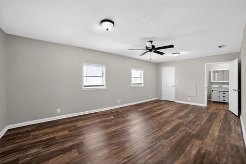 Tiny photo for 135 Dewitt Street, Alba, TX 75410 (MLS # 21200865)