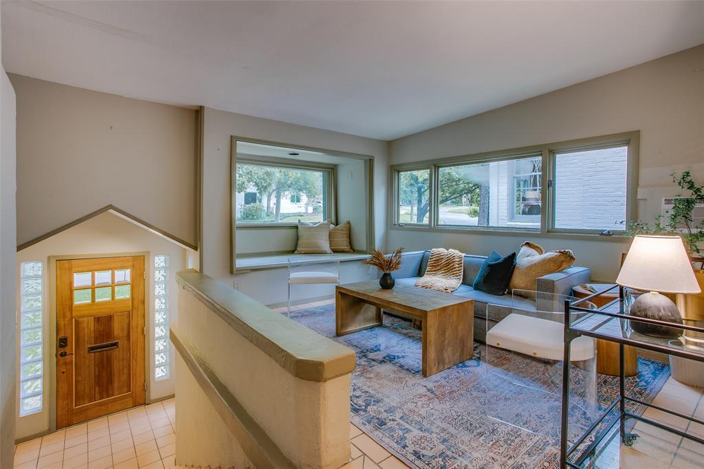 1311 Cedar Hill Avenue