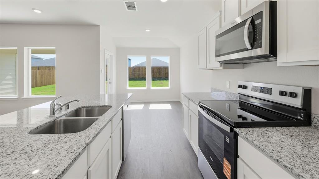 Creeks at Burnett Trail - Residential
