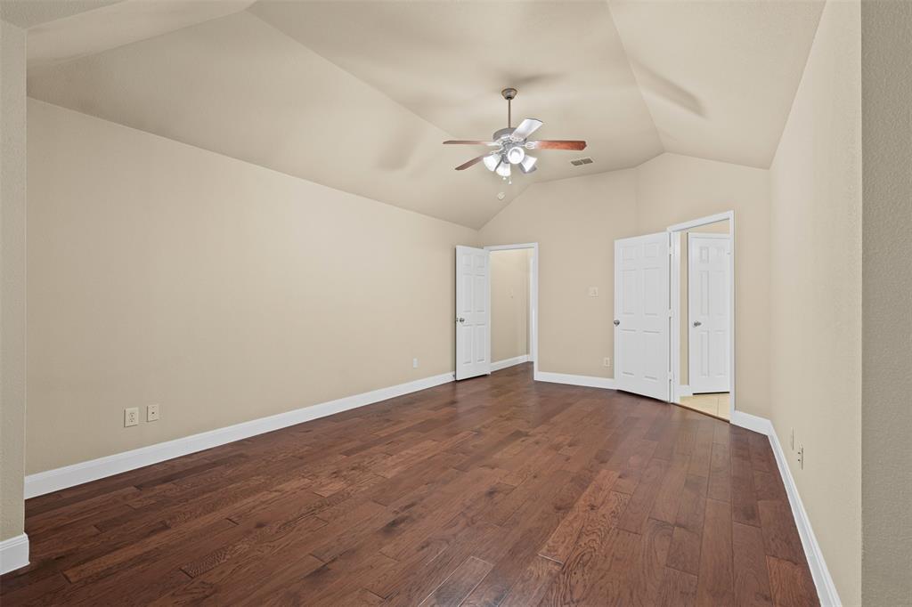 Bishop Ave Twnhms - Residential Lease