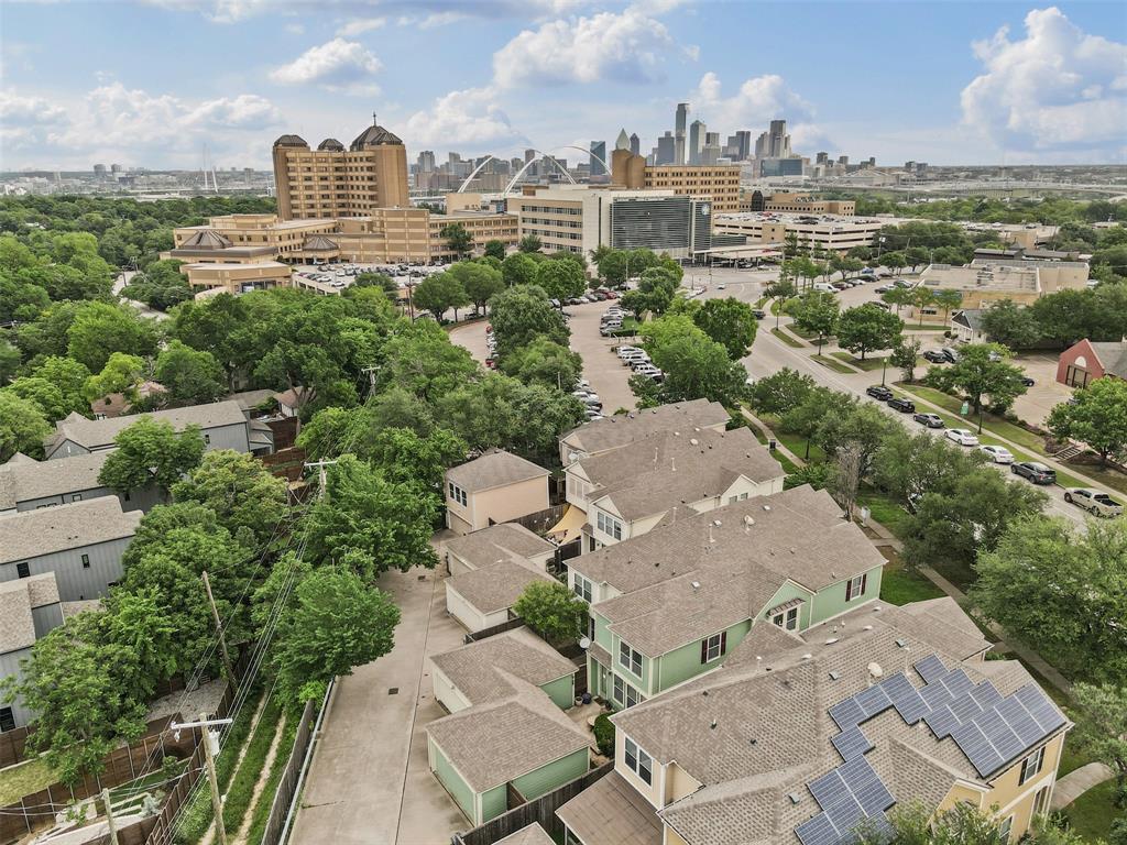 Bishop Ave Twnhms - Residential Lease