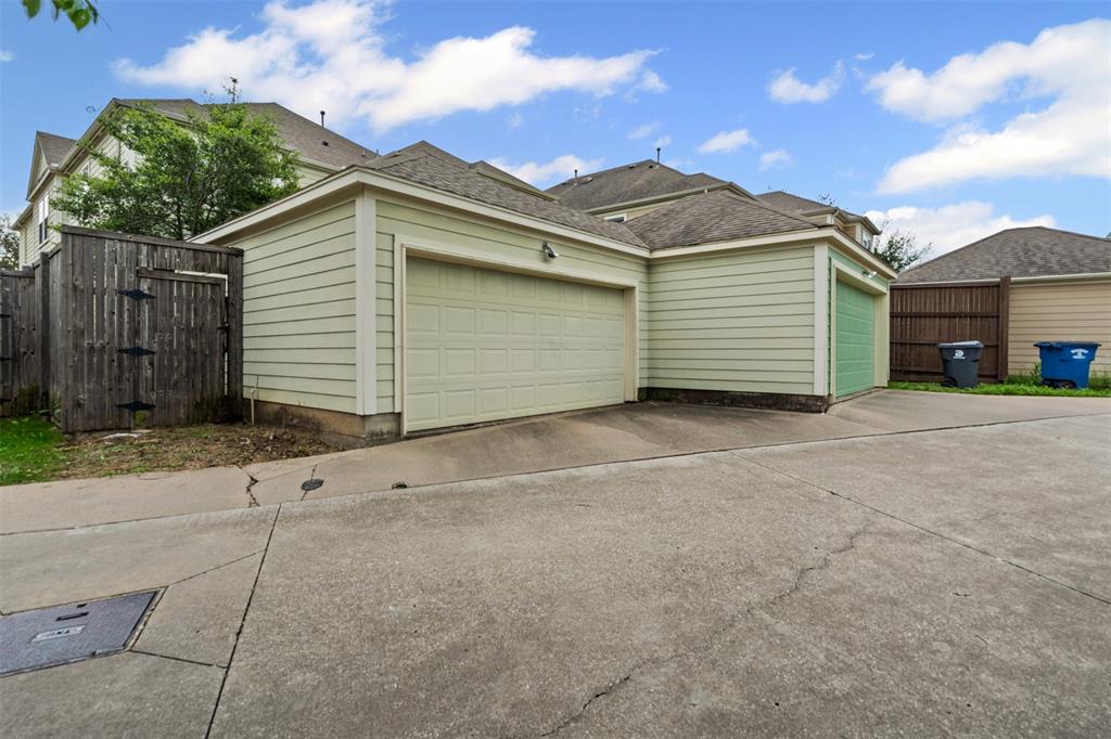 Bishop Ave Twnhms - Residential Lease