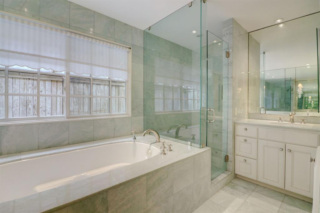 University Hlnds Add - Residential