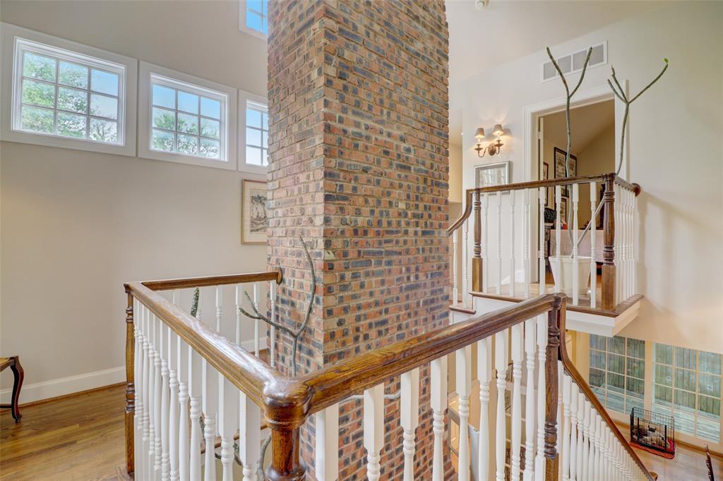 University Hlnds Add - Residential