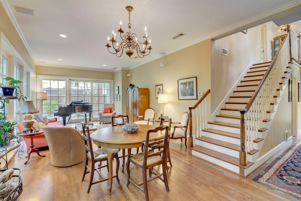 University Hlnds Add - Residential