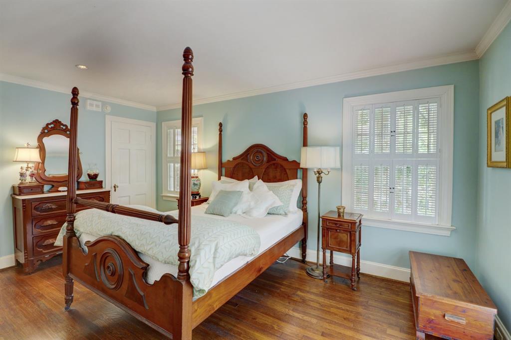 University Hlnds Add - Residential