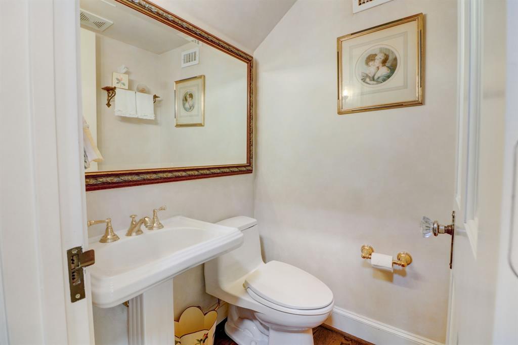 University Hlnds Add - Residential