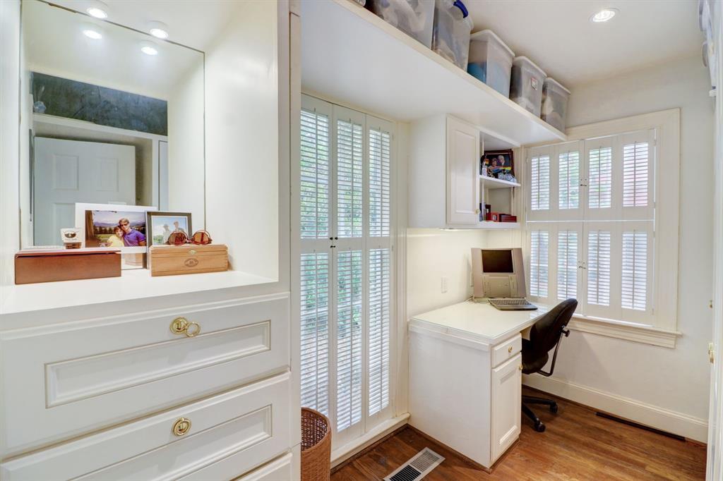 University Hlnds Add - Residential