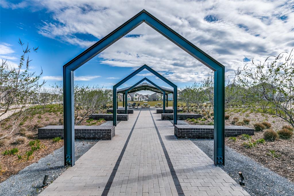 Station Ph 1 - Residential Lease