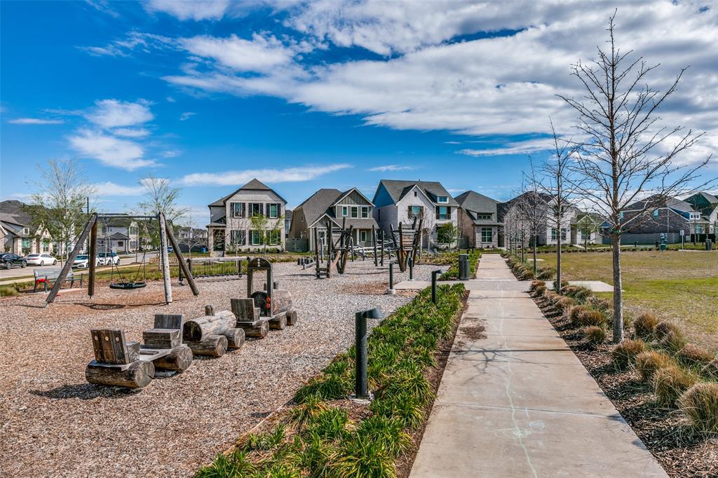 Station Ph 1 - Residential Lease