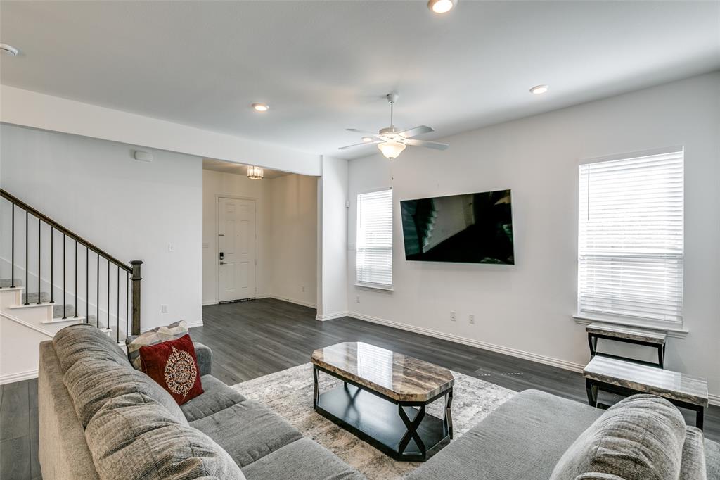 Station Ph 1 - Residential Lease