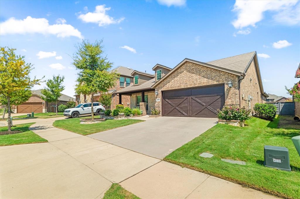 1405 Summit View Lane