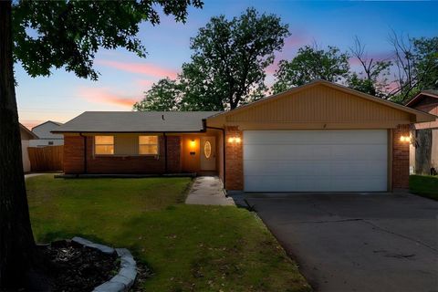 Photo of 1211 Rancho Drive, Mesquite, TX 75149 (MLS # 21226674)