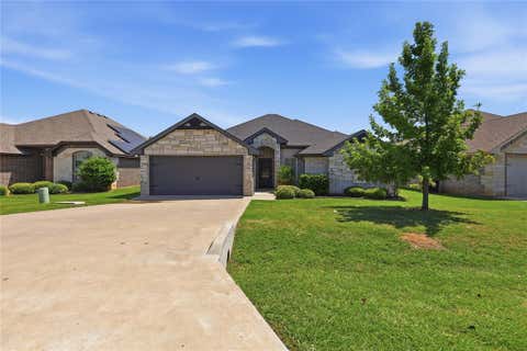 Photo of 451 Silverton Drive, Granbury, TX 76049 (MLS # 21348129)