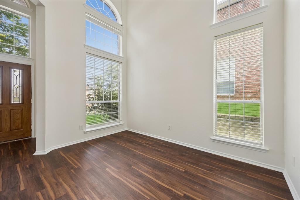 1604 Bennington Drive