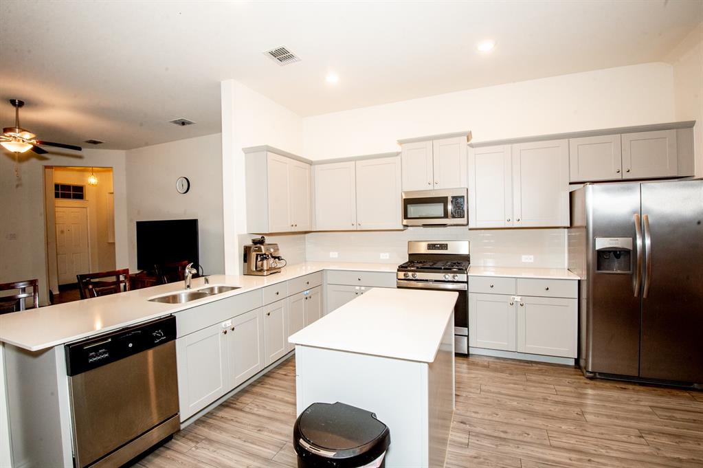 Hillstone Pointe Ph 1a 2 & 3 - Residential