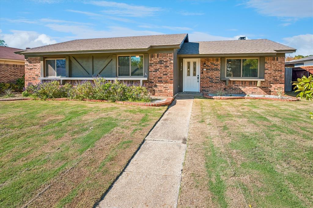 2219 Crockett Drive