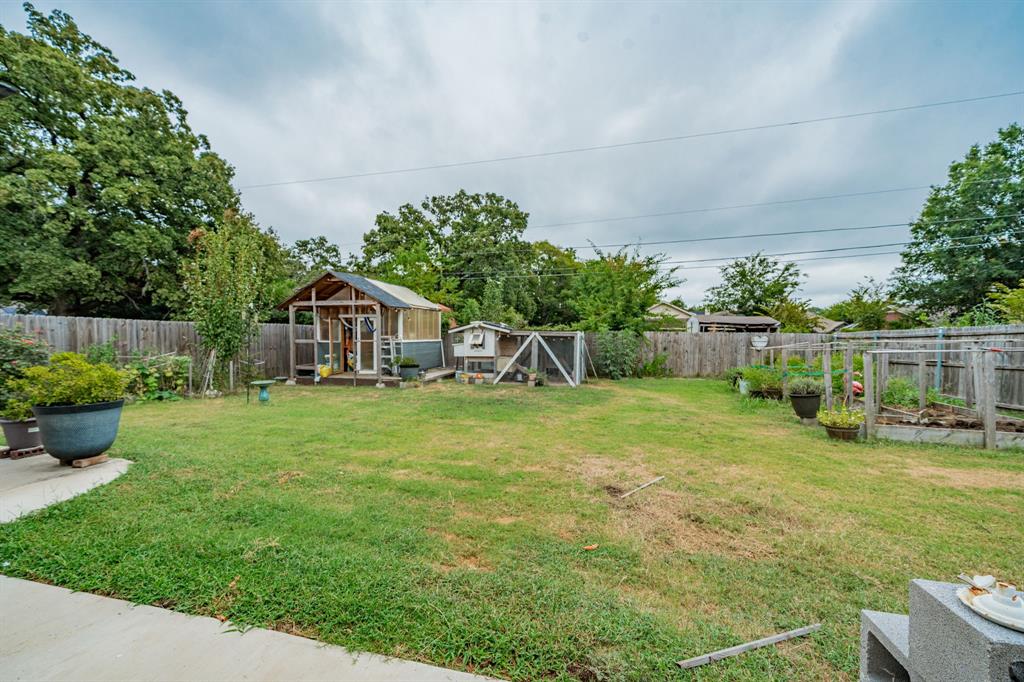 Quinlan Oaks - Residential