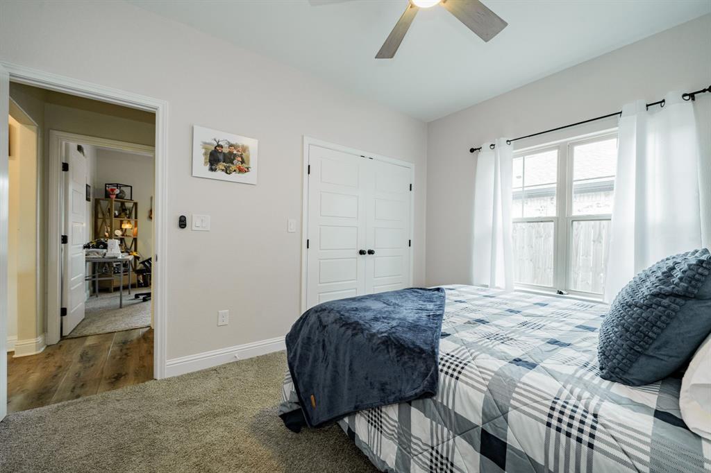 Quinlan Oaks - Residential