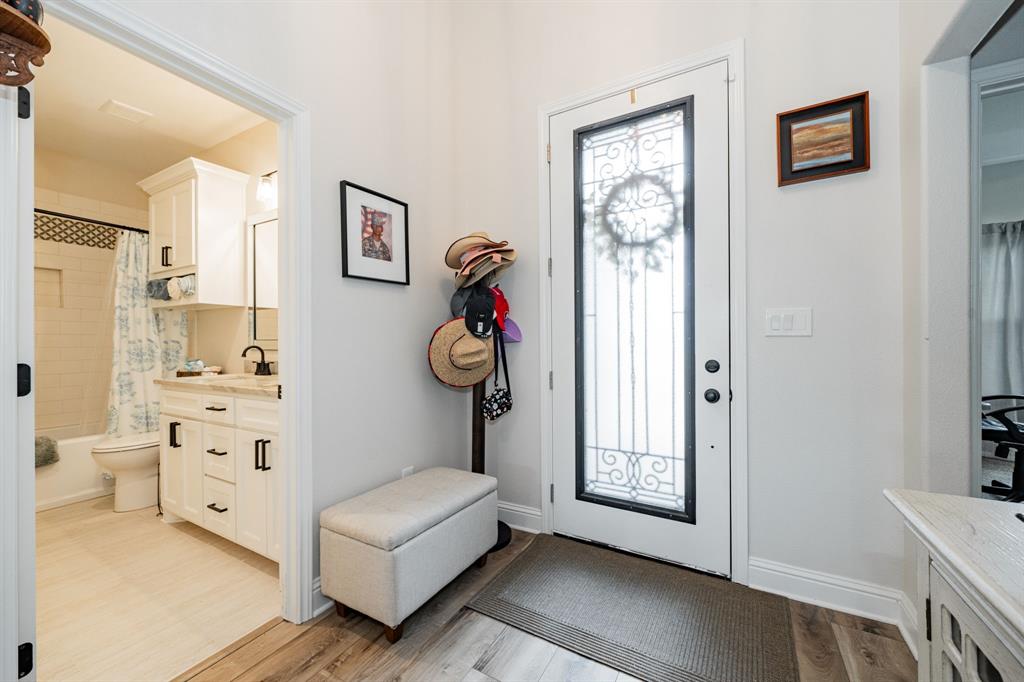 Quinlan Oaks - Residential