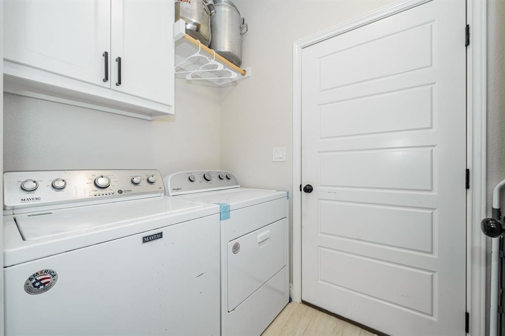 Quinlan Oaks - Residential